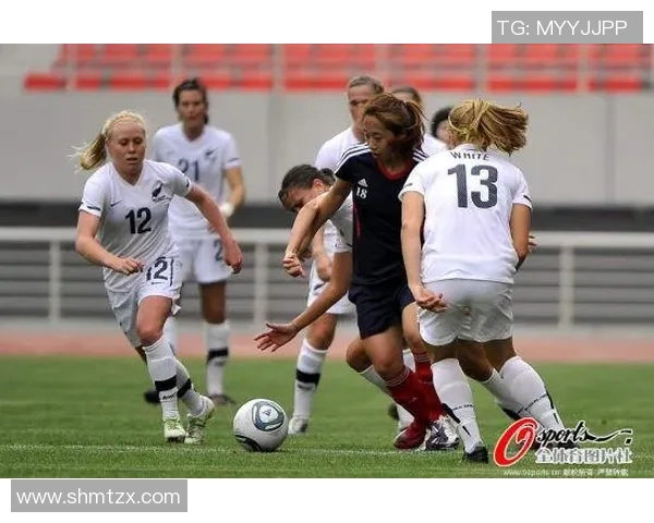 深圳足球队的包夹战术解析与深度剖析