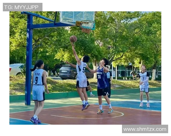 上海篮球队在世界杯赛场上的奋勇拼搏与辉煌成就的全景回顾