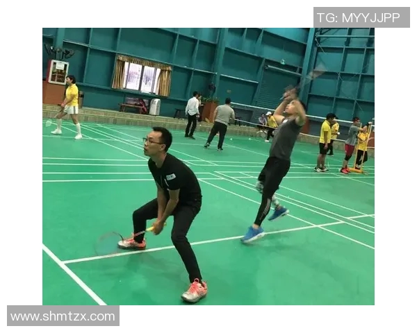 北京羽毛球队在邀请赛中的团队协作表现分析与点评